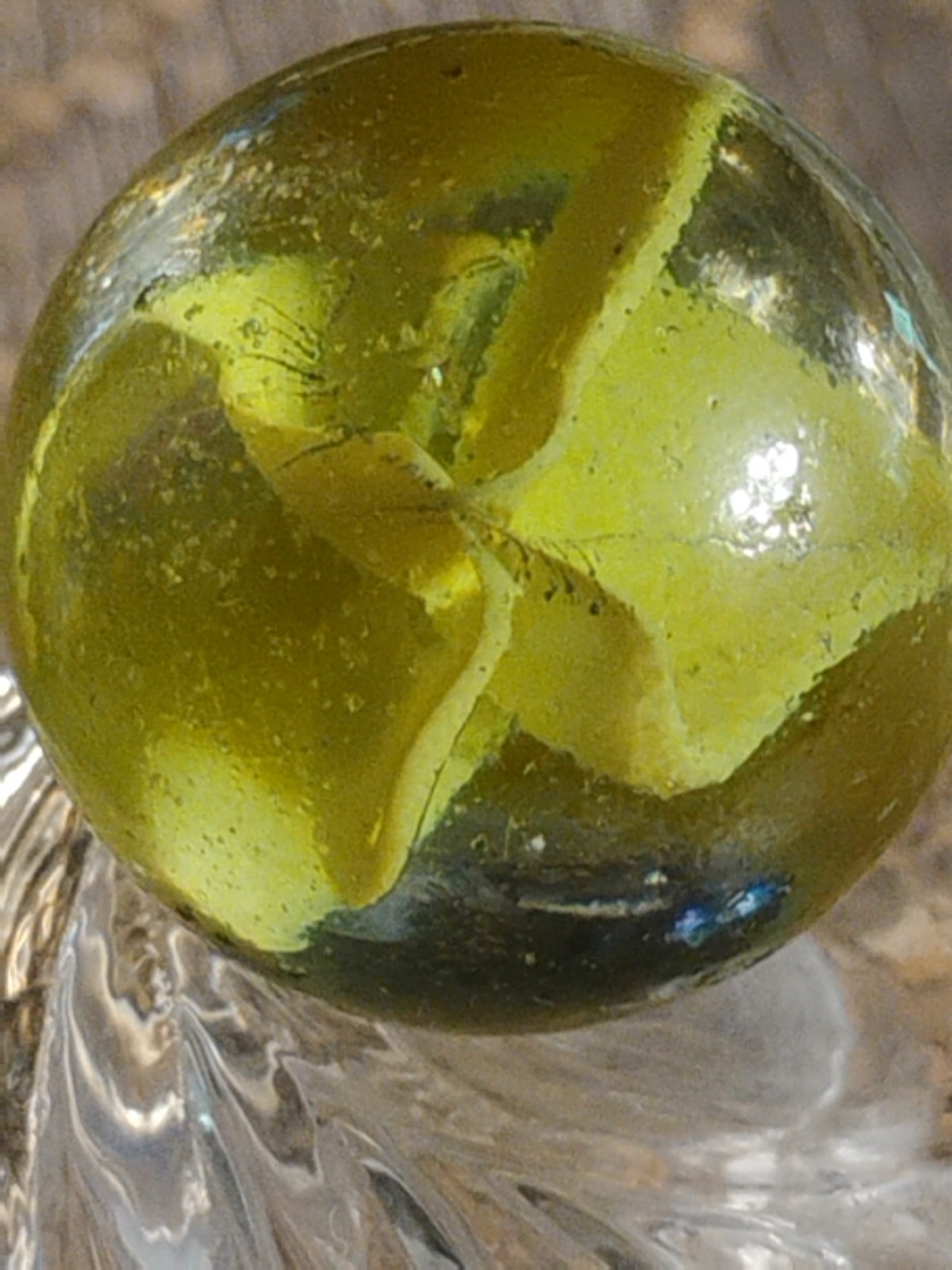 Vintage Crazy .95 Vitro Peltier Marble King Hybrid Cobra Shooter Size Marble ?