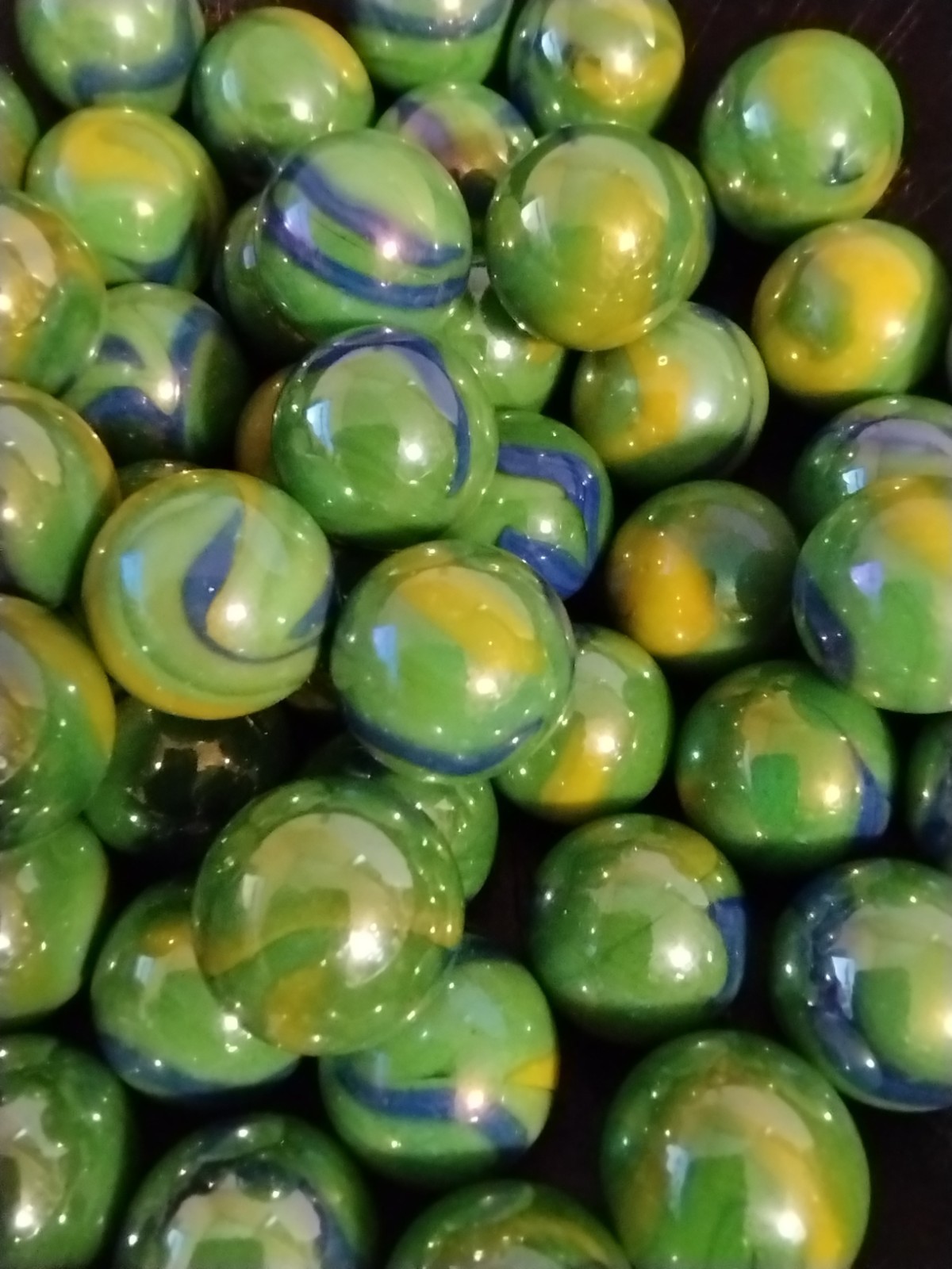 Lot of 50 Vacor Mega Marbles 16mm 5/8″ Iridescent Green Blue Swirls Player Size