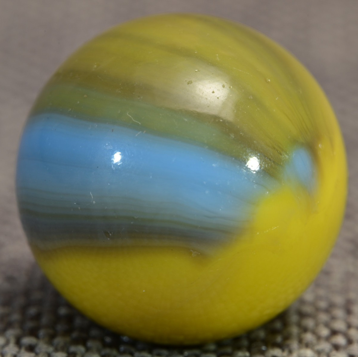 Master Sunburst Marble Vintage American 1930-1971 Ace Opaque Combo 19/32”