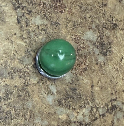 Uranium Glass Pee-Wee 4-Vane Cat’s Eye .5”