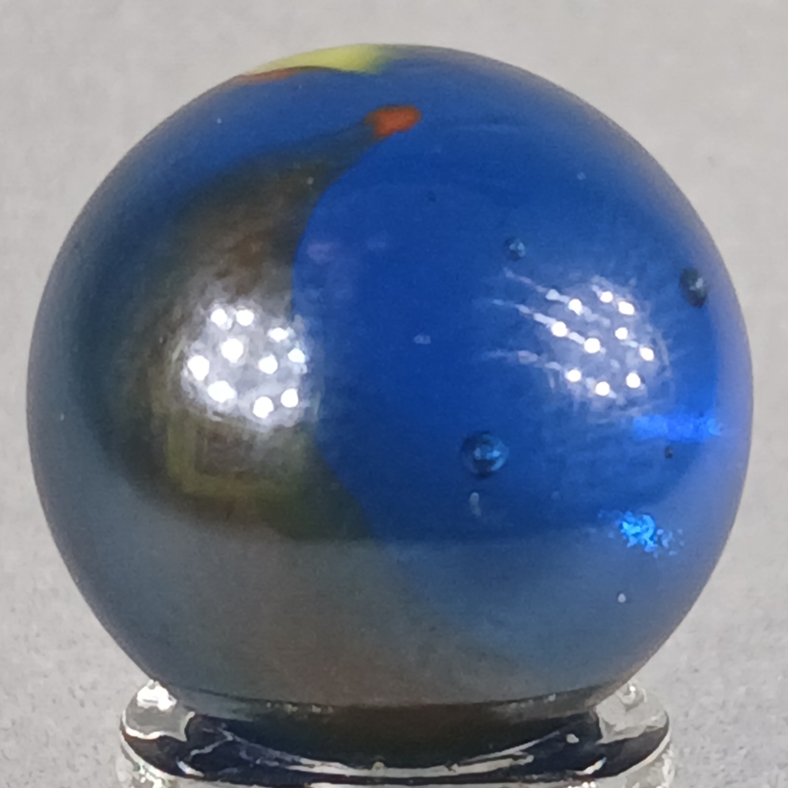 Vacor Iridescent Swirl Marble .62 Inches Near-Mint Condition Combined Shipping