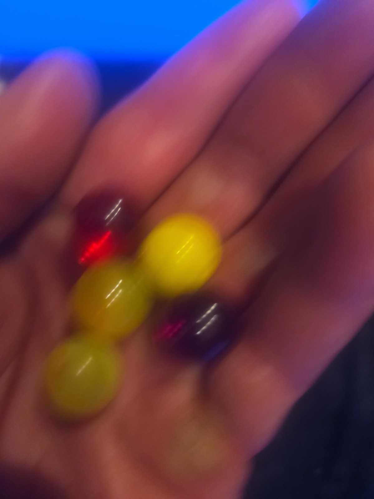 Lot of 5 Vintage Glass Marbles UV Reactive Cadmium Glow Orange Red Small Peewee