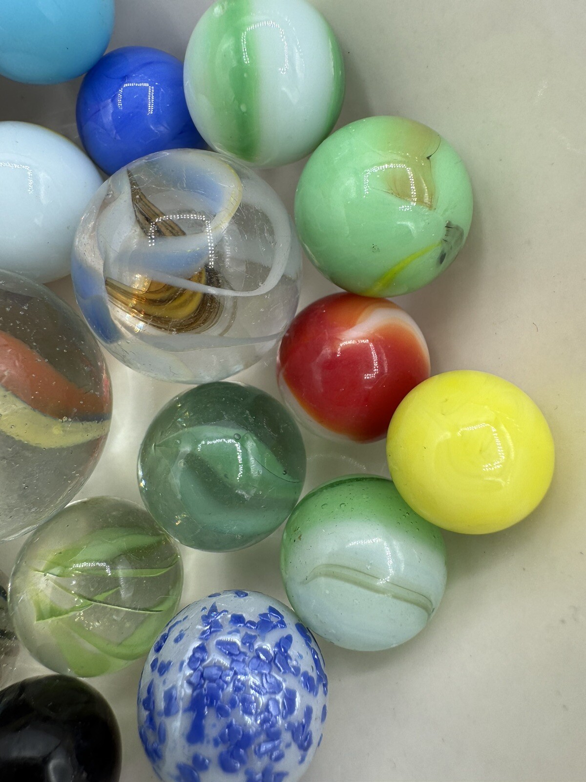 Vintage Marble Lot Of MARBLES UV Reactive Cadmium Uranium Lot #7