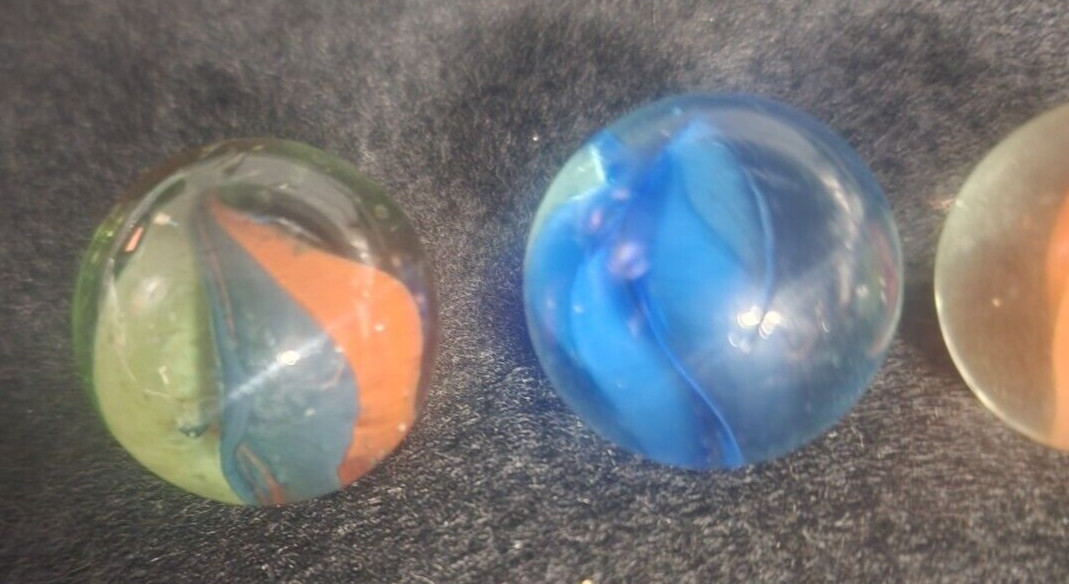 Great Set Of 4 Vintage Cats-Eye Marbles 1 Inch 1 Multicolor & Other Great Colors