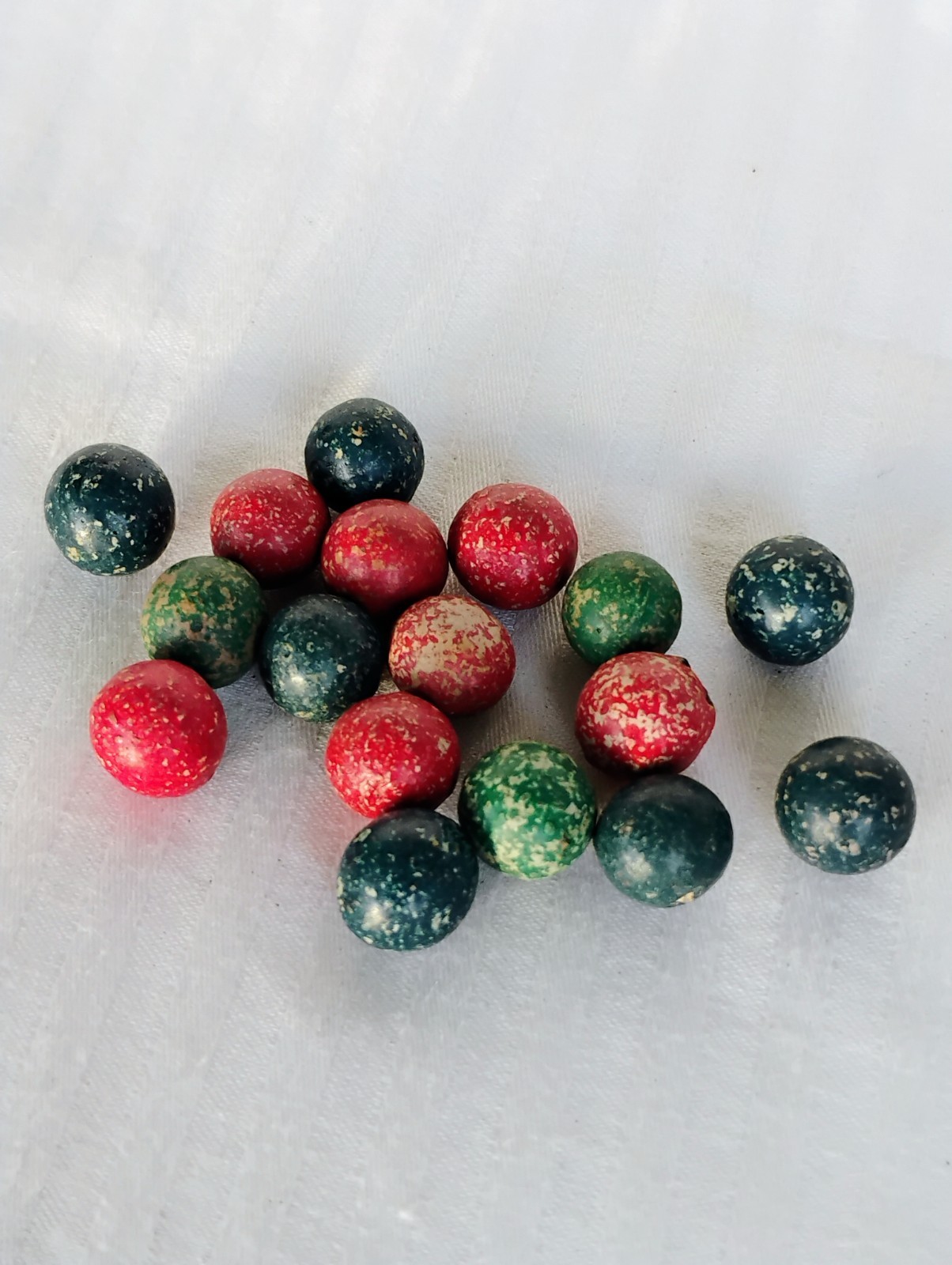 Antique Clay Marbles Lot of 17 Size 7/16″ Fun colors!