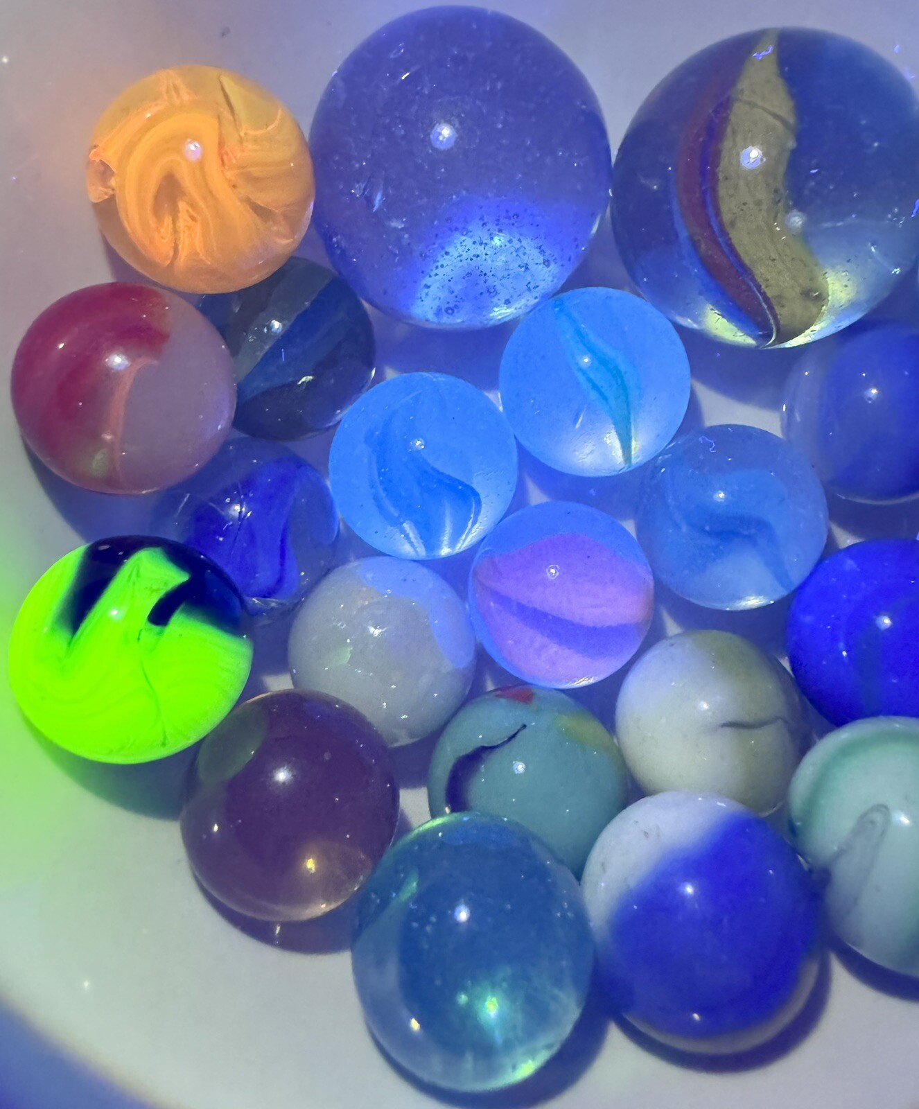 Vintage Marble Lot Of MARBLES UV Reactive Cadmium Uranium Lot #61