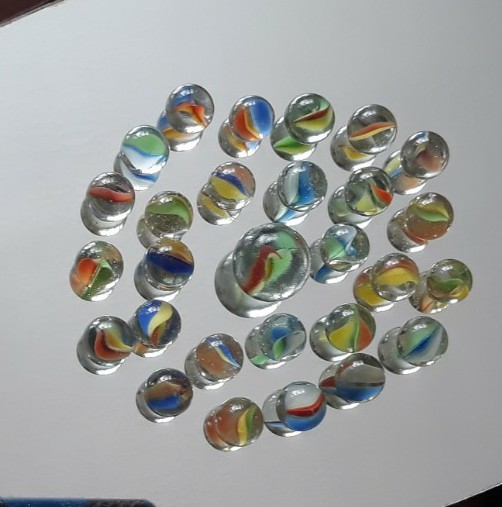 25+ Beautiful Colorful Vintage Collectible Cat’s Eye Marbles AS SHOWN (QM-77)