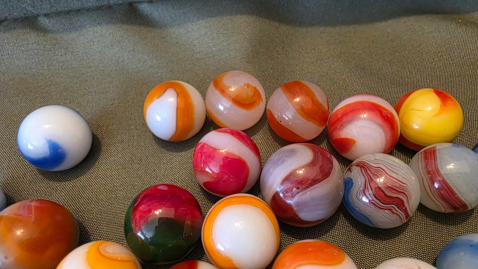 Vintage Lot Akro Corkscrew Marbles M/NM Corks Ox Patch and More Lot 1 +Free Ship
