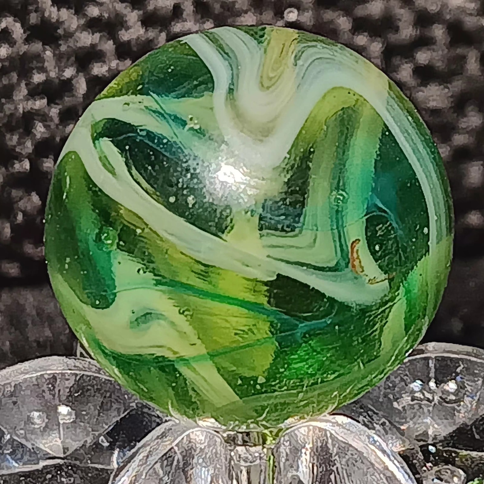 Stunning Ravenswood Transparent Swirl Marble. .60″ Mint. Uv Active.