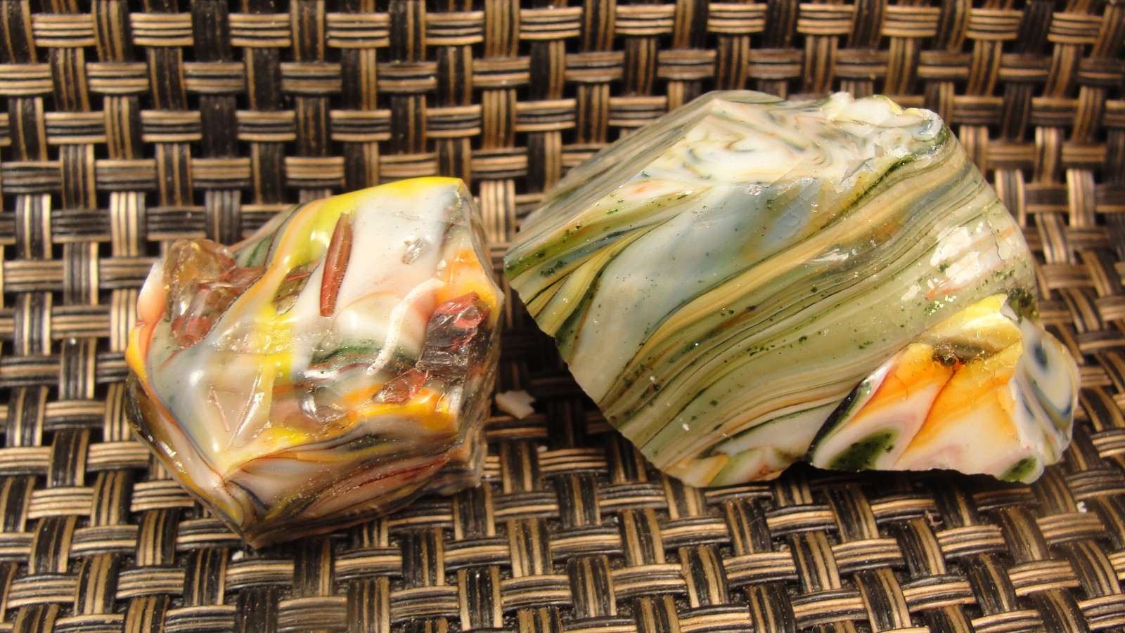 pieces of cullet from Jabo Joker experimental marble runs j21a