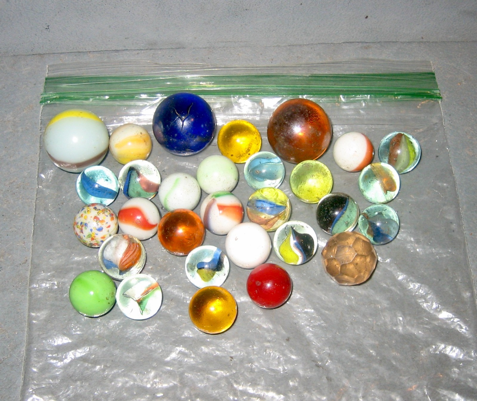 30 Lot Bag Vintage Toy Marbles ~ Swirl, Cat’s Eye, Solid ~ 1 Geometrical Sides
