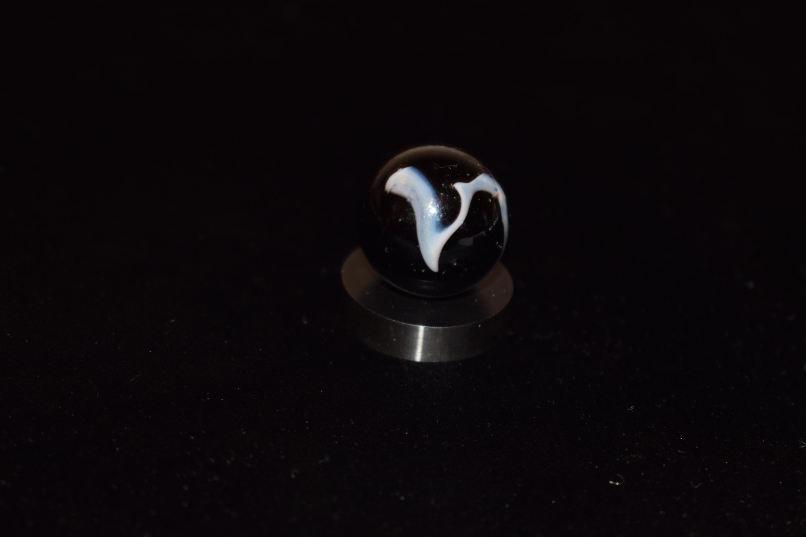 ⭐Choice Pick Vacor 🦓Zebra🦓Swirl Marble Shooter Size .875″=7/8″ MINT