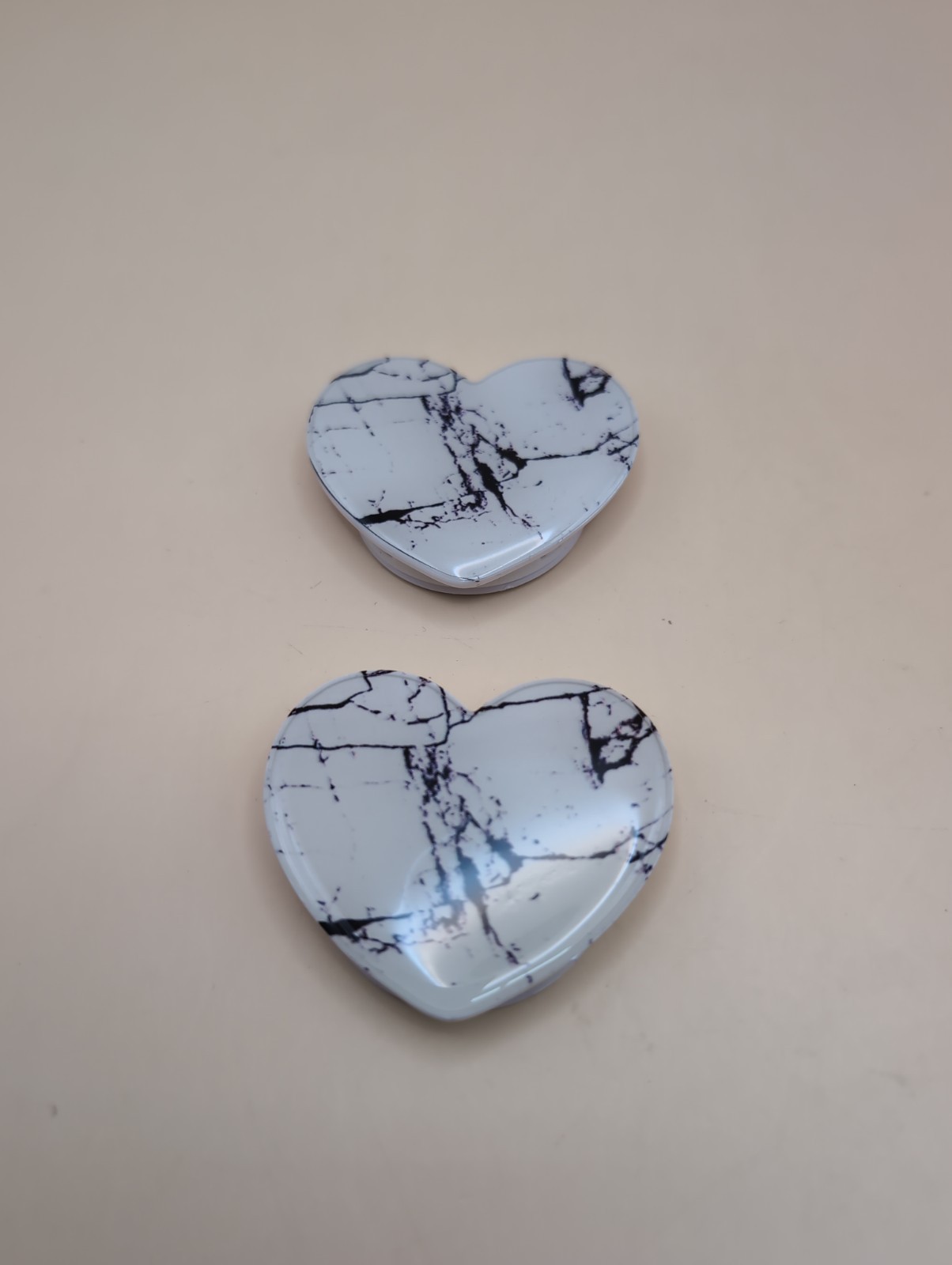 Heart Shape Marble Pop Grip Stand Lot of 6 Black White Phone Holders