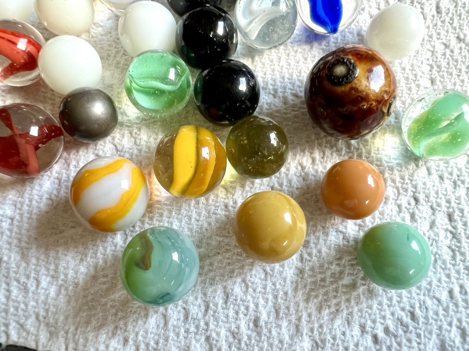 Antique & Vintage Marble Lot w/Cloth Bag Clay, Akro Agate ? Estate Find