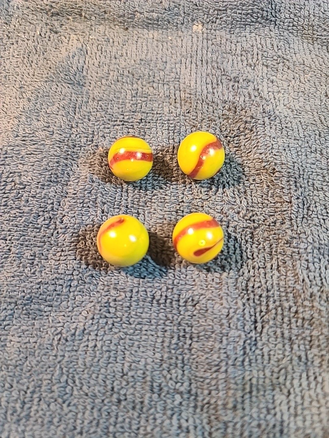 Vintage Marble Lot Of 4 – Vacor Sun Yellow Red Retired Old Version