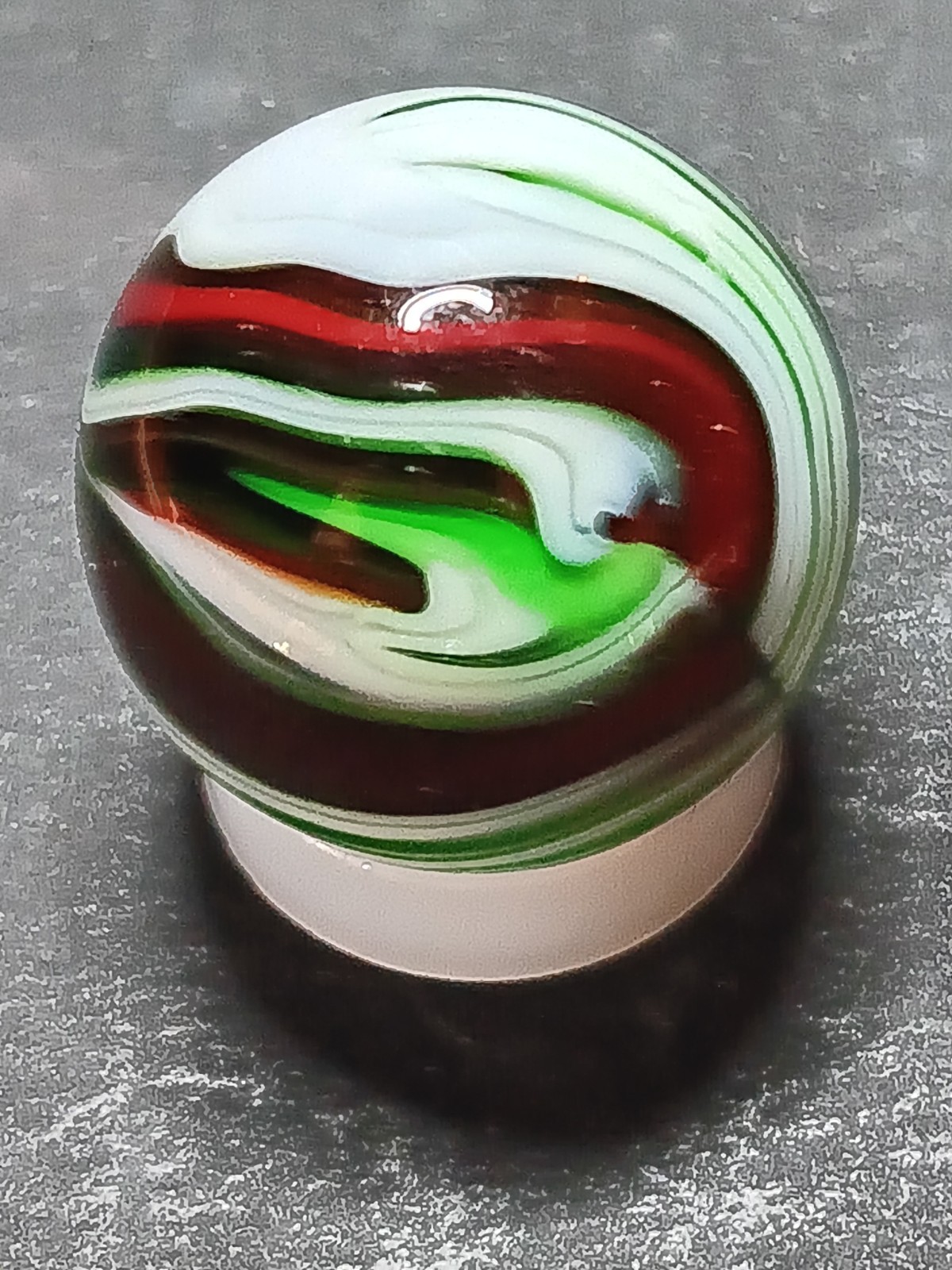 Handmade Swirl Glass Marble Red Green White, 0.83 Inch, Ages 8+