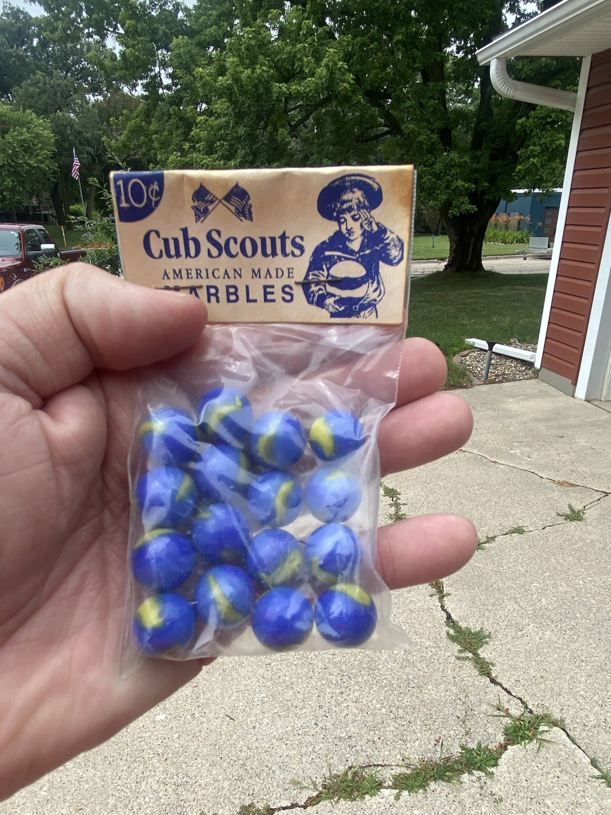 CUB SCOUTS Marbles ORIGINAL BAG 16 Marbles VINTAGE MARBLES American Made