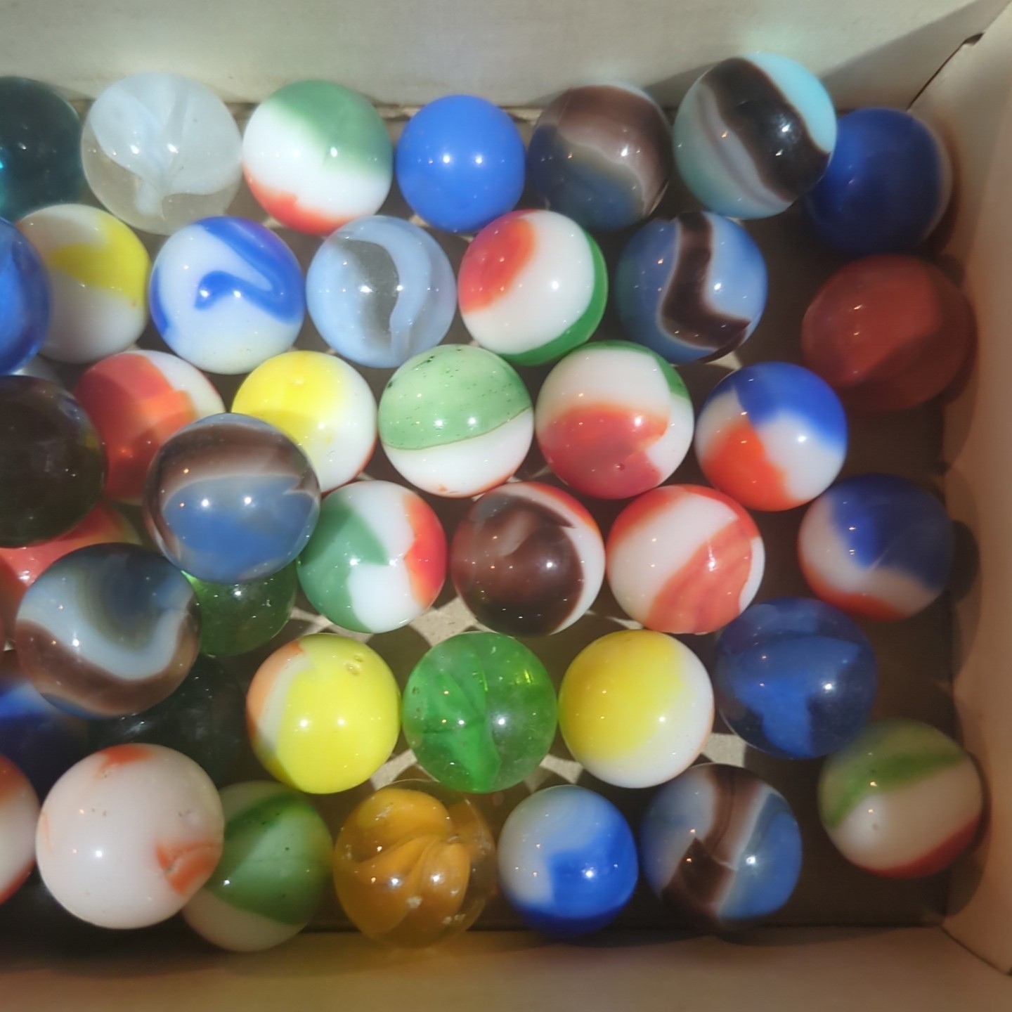 Lot Of Vintage Glass marbles. CAC, Akron agate, Peltier, Vitro Etc. 98Total