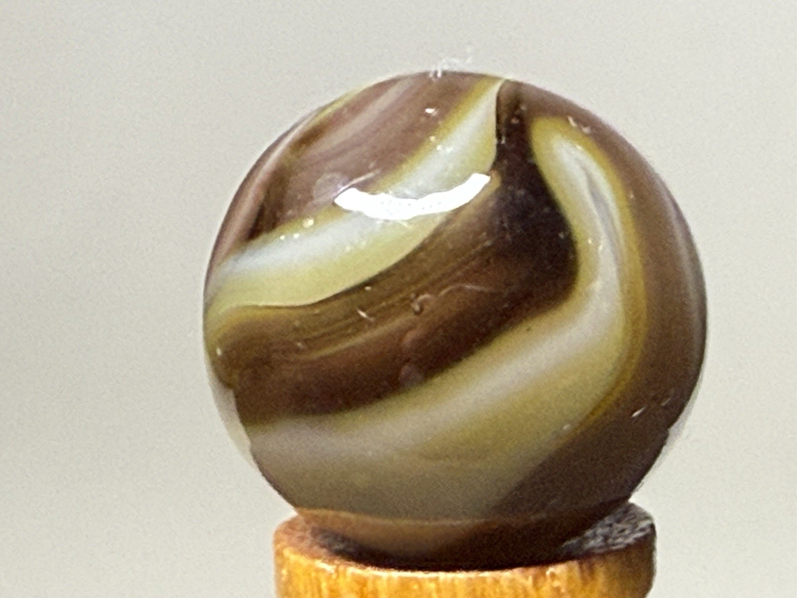 Heaton Ravenswood West Virginia Mint Chocolate Swirl Marble .61” NM(+)