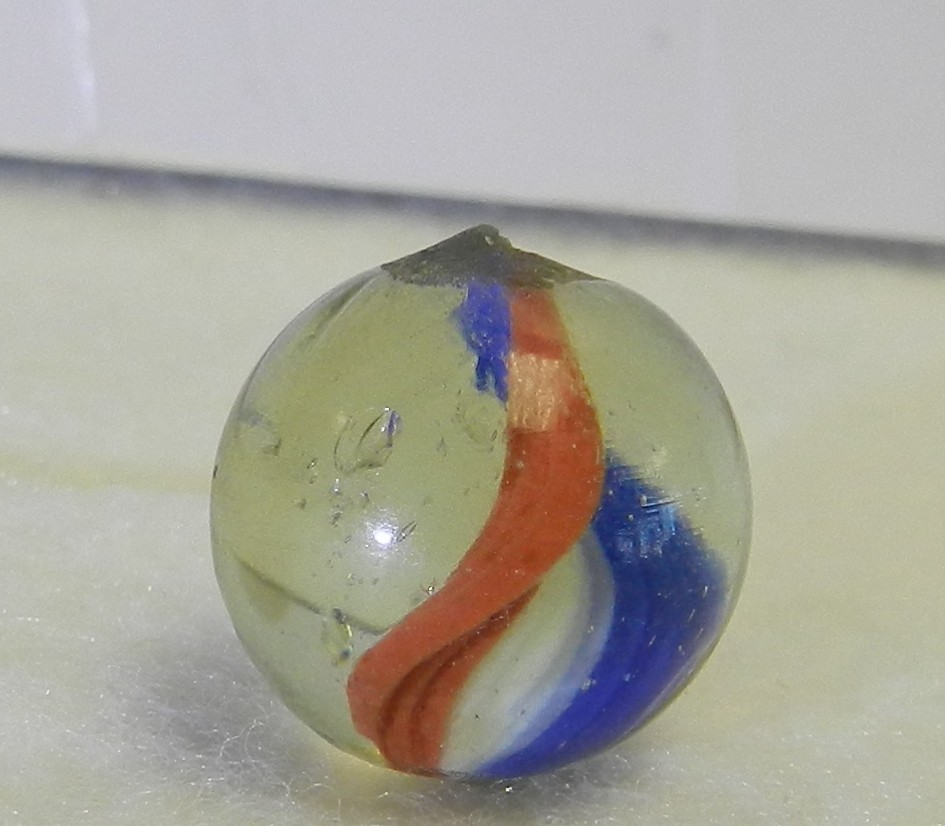 #20180m Naked Single Ribbon Vintage German Handmade Swirl Marble .61 Inches