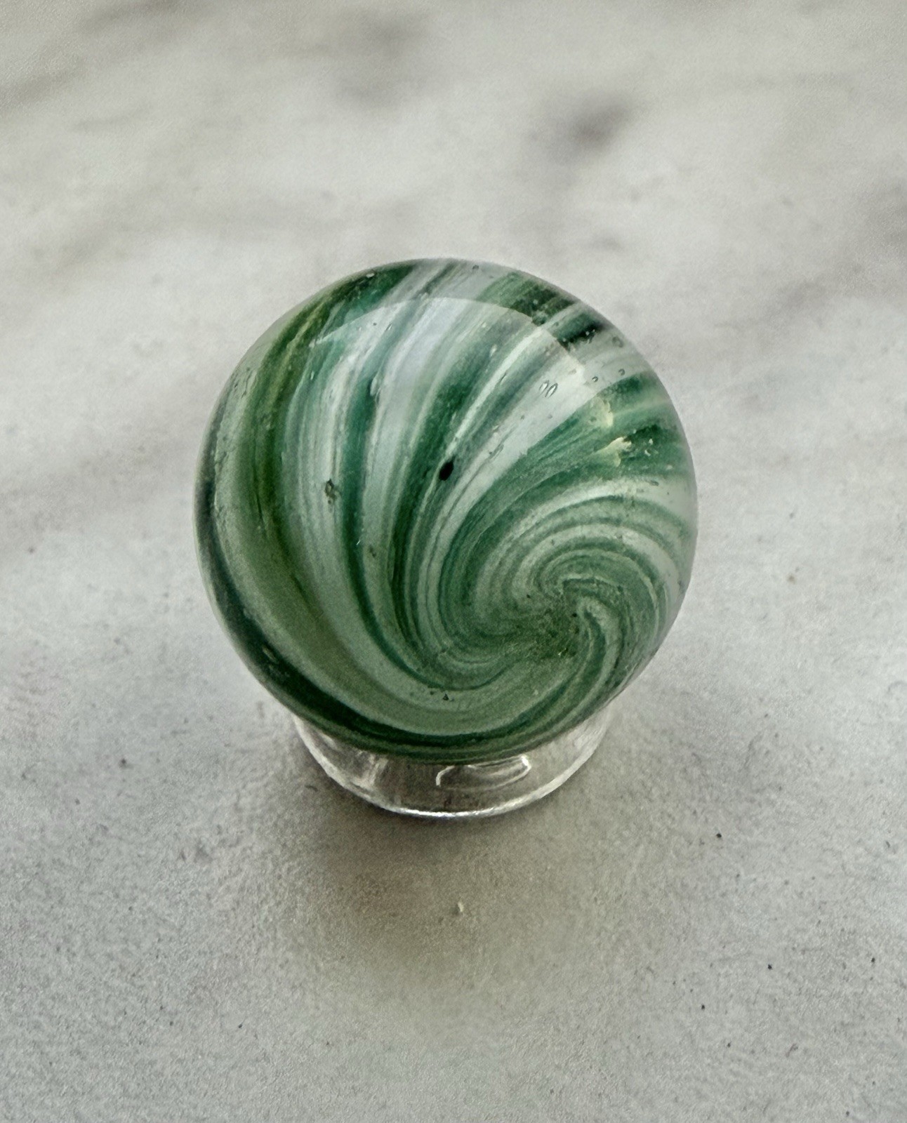 Antique German Handmade Onionskin Glass Marble Green Swirl 5/8” Ground Pontil