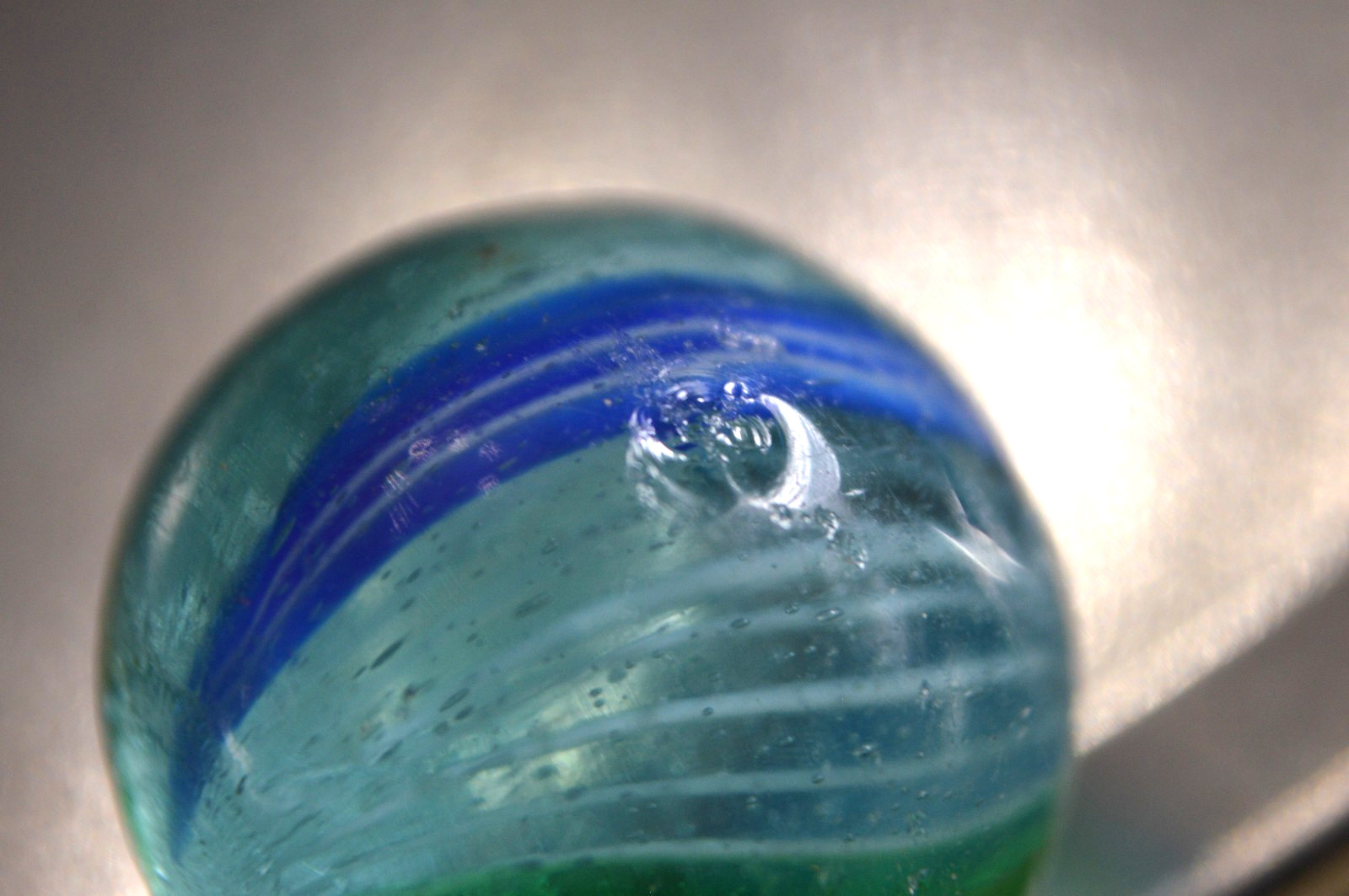 German swirl hand blown marble (ungraded)
