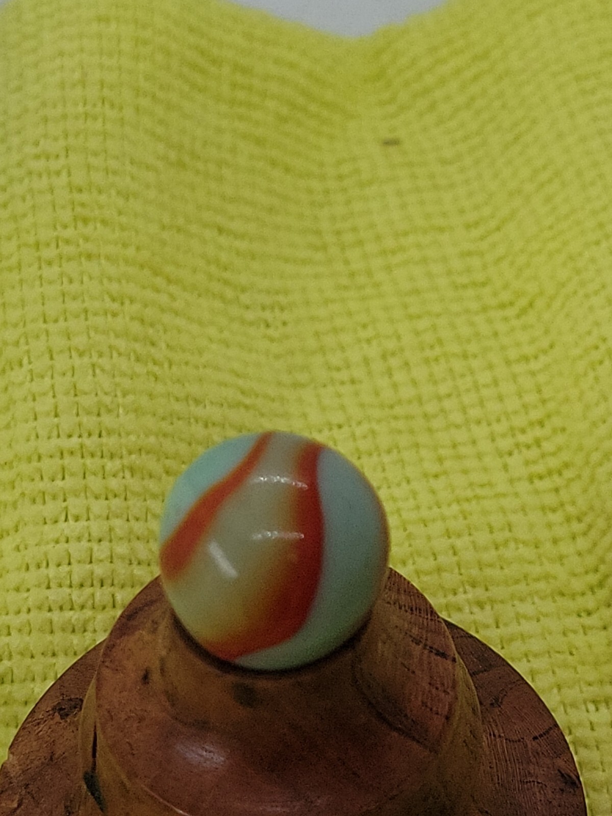 A28•5~Vintage Peltier Pistachio Base Marble 5/8” Near Mint + Condition