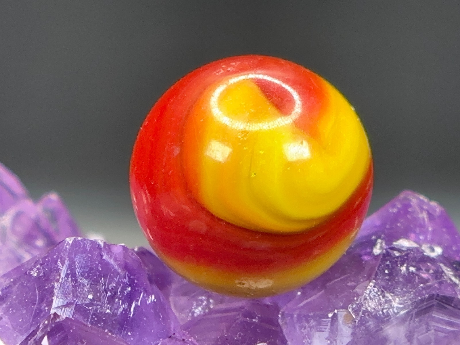 Vintage Akro Agate Prizename Corkscrew Marble – Yellow & Red – .64″ Very Nice!