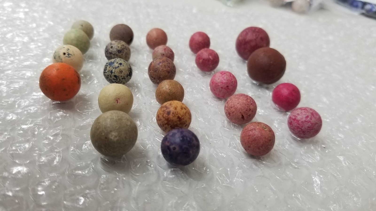 24-Pre 1900s Clay Marbles 9/16″-1″ Multiple Manufacturers Shelf UP5 #26