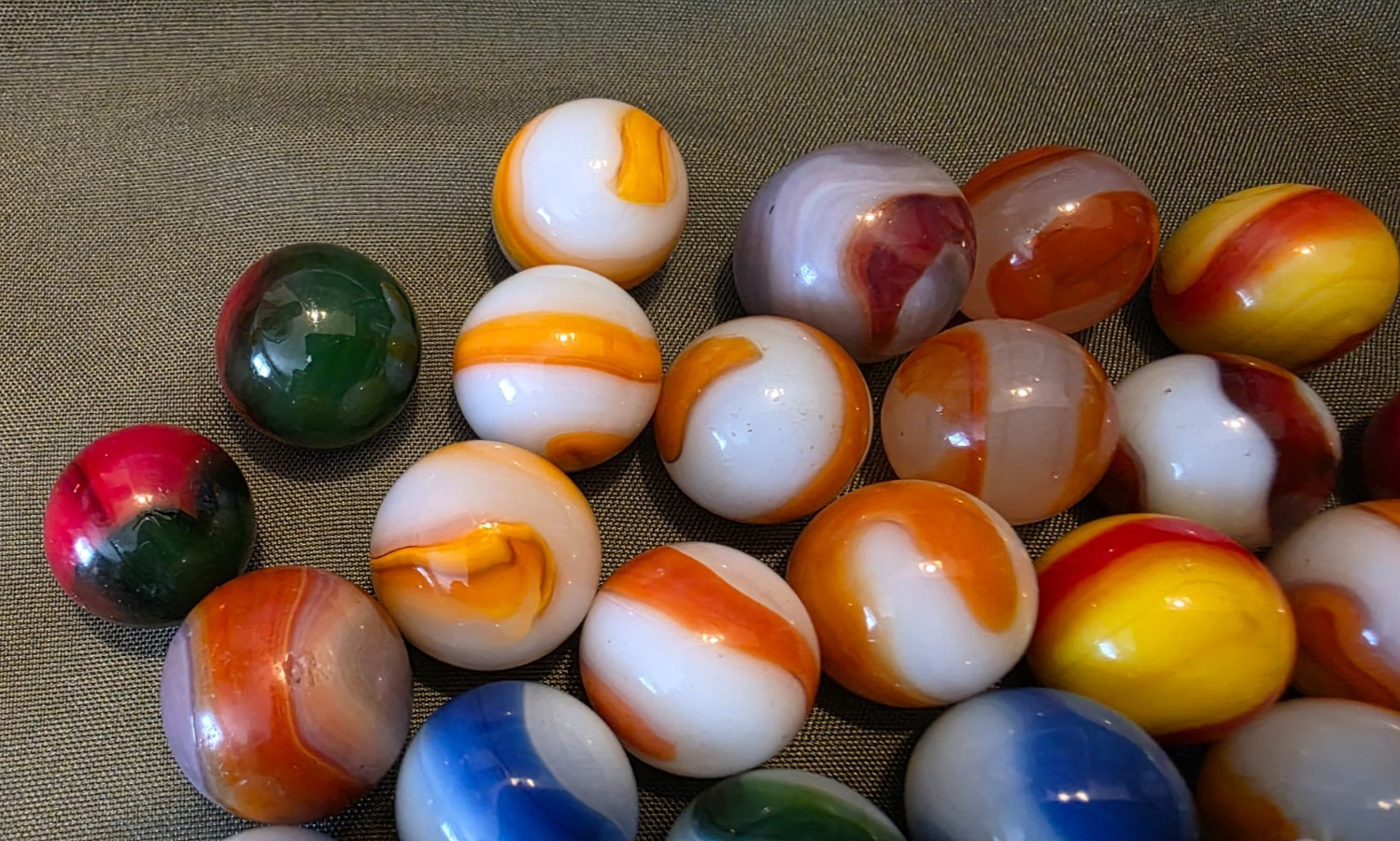 Vintage Lot Akro Corkscrew Marbles M/NM Corks Ox Patch and More Lot 1 +Free Ship
