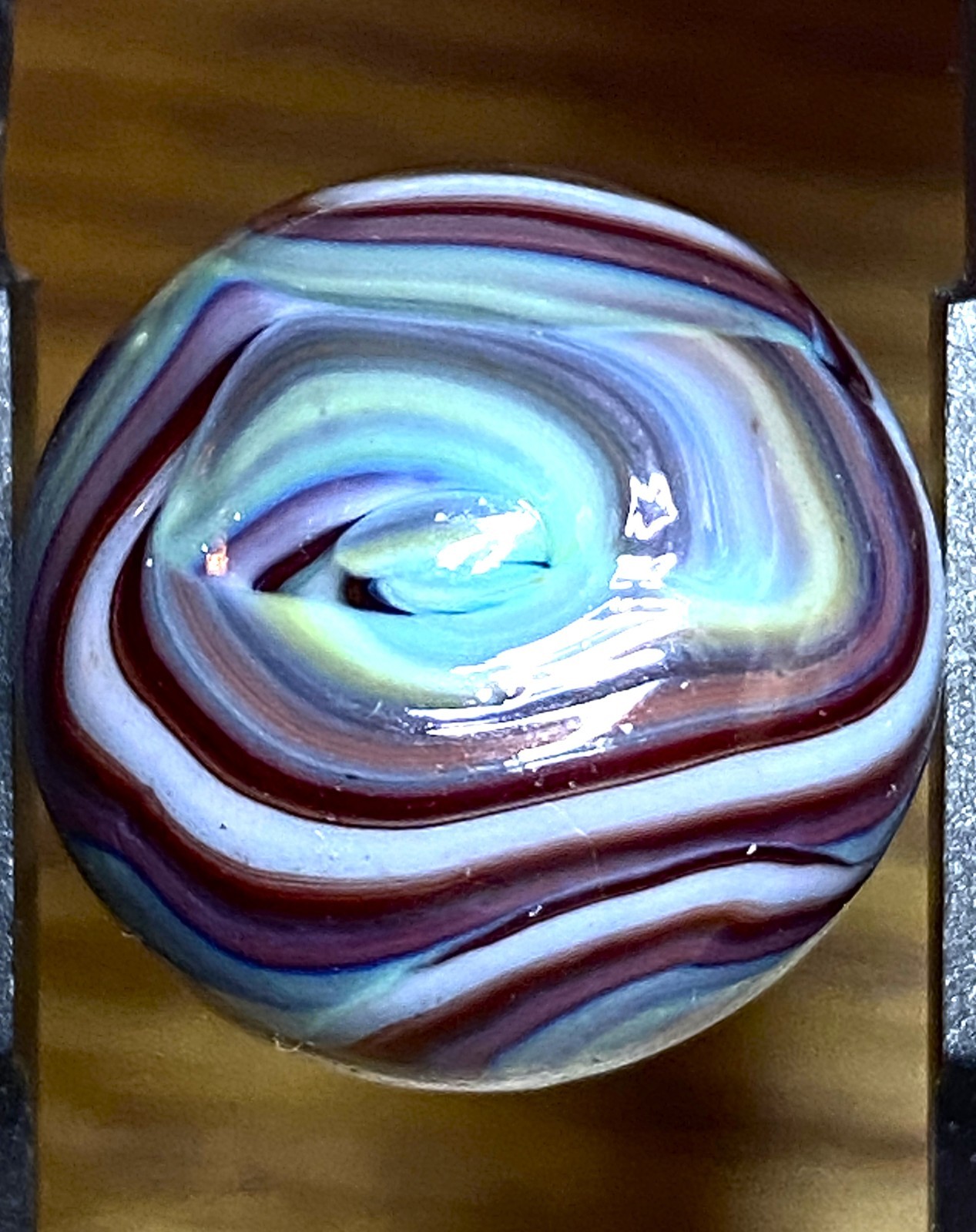 HOLIDAY PEPPERMINT RED VELVET PINWHEEL COOKIE COLORED SWIRLED SHOOTER .68″ MT102