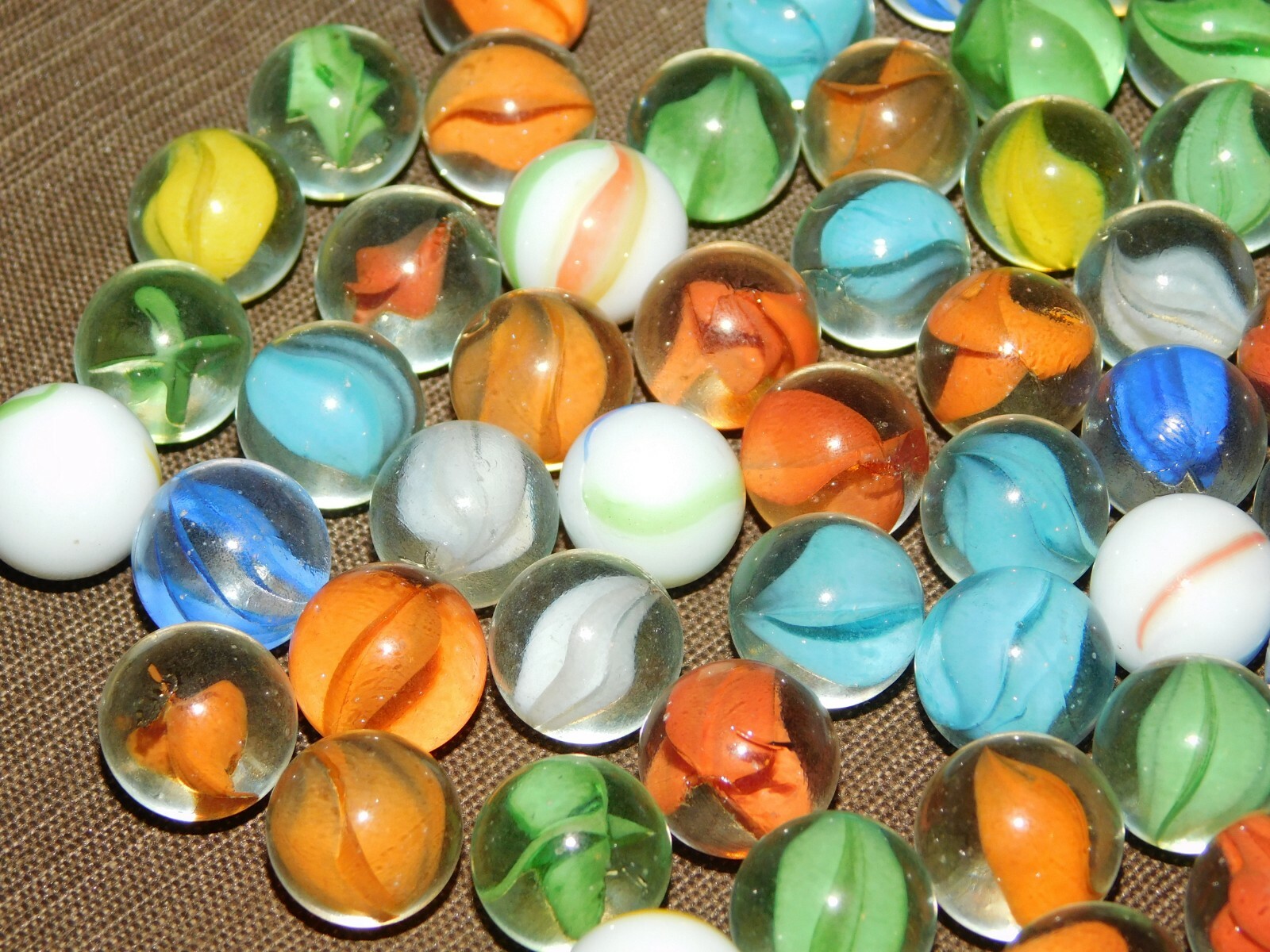 VINTAGE TOY 99 OLD MARBLES LOT