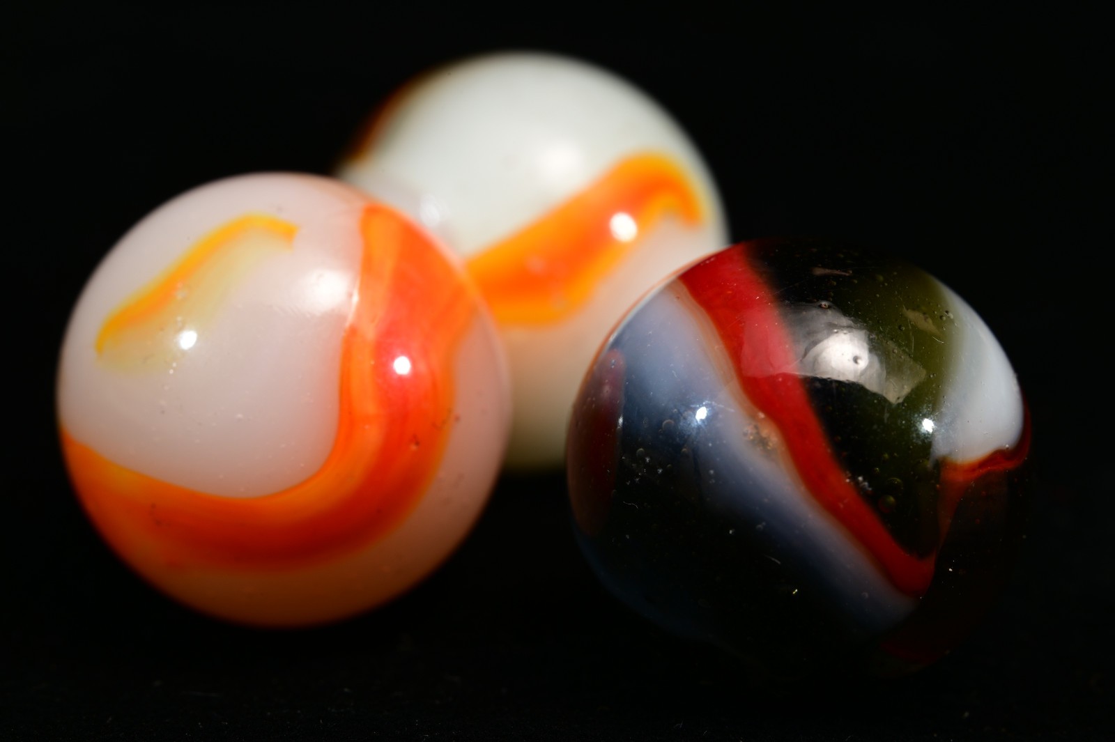 3 Vintage Peltier Rainbo Marbles Funky Colours Classic Styles, Multi-Mix 19/32”