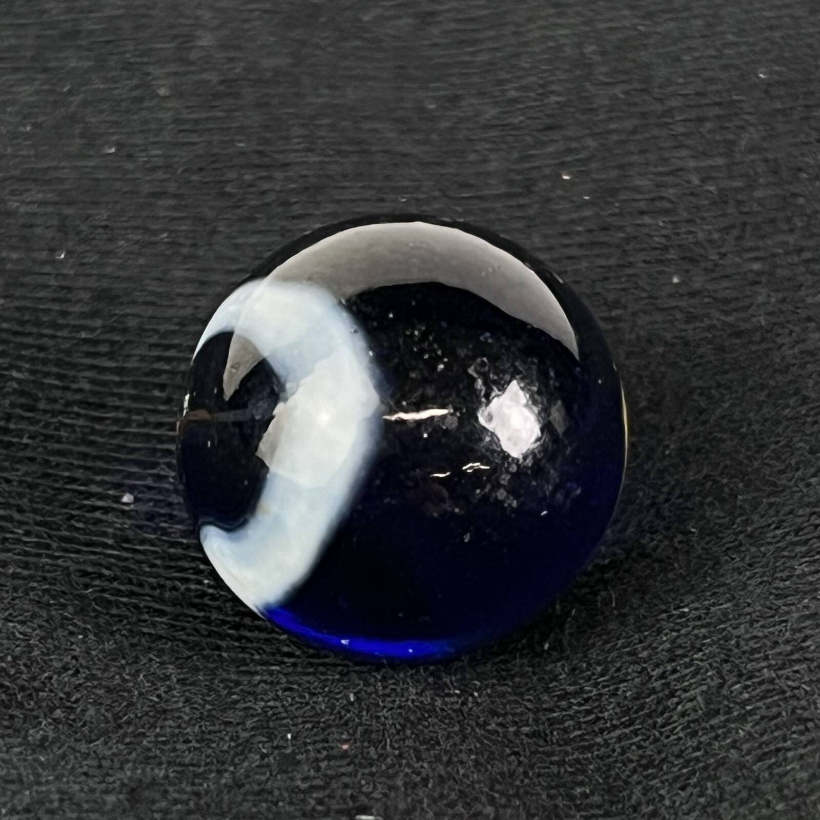 Vintage Akro Agate Peltier Art Swirl Glass Marble .64” Blue Yellow White Brown