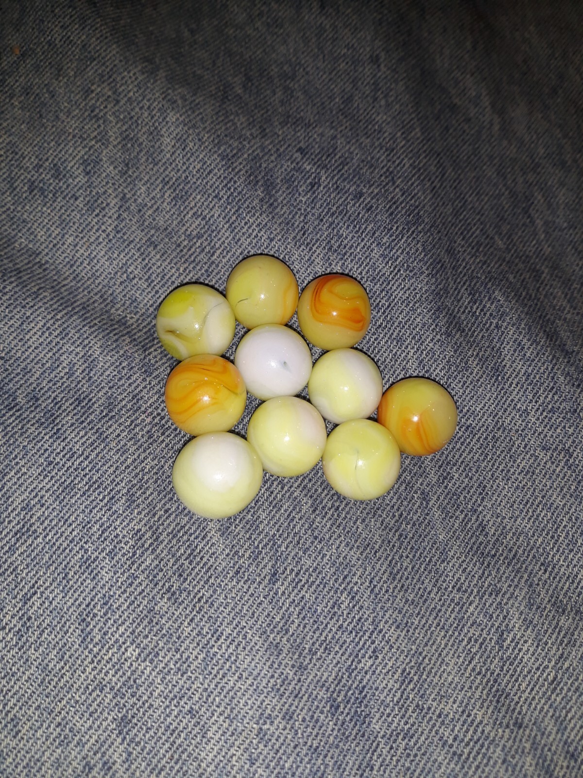 Lot of 10 Jabo Florescent Cadmium UV Reactive Glass Marbles Ultraviolet Glow 5/8