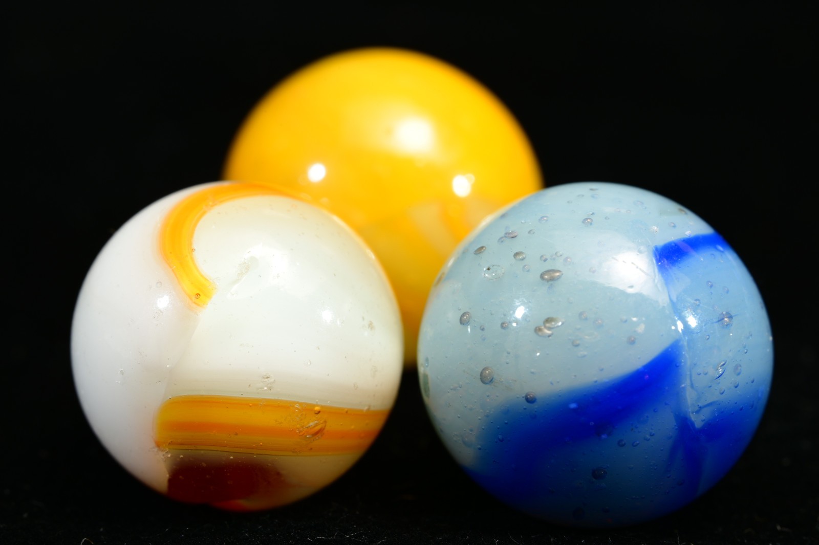 3 Vintage Peltier Rainbo Marbles Funky Colours Classic Styles, Multi-Mix 19/32”