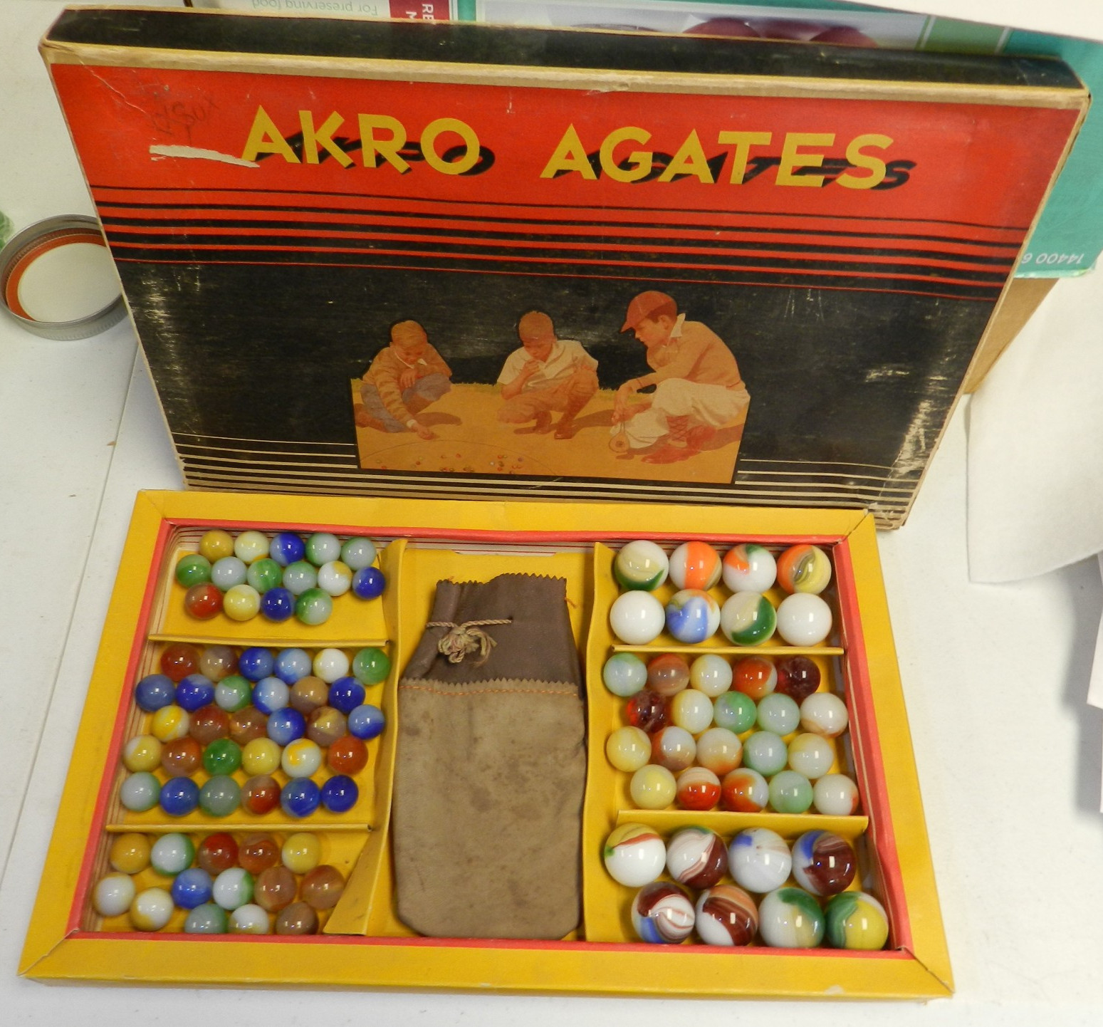 #20553m Large Original Akro Agate Box No 300 With Bag and Marbles Some Oxbloods