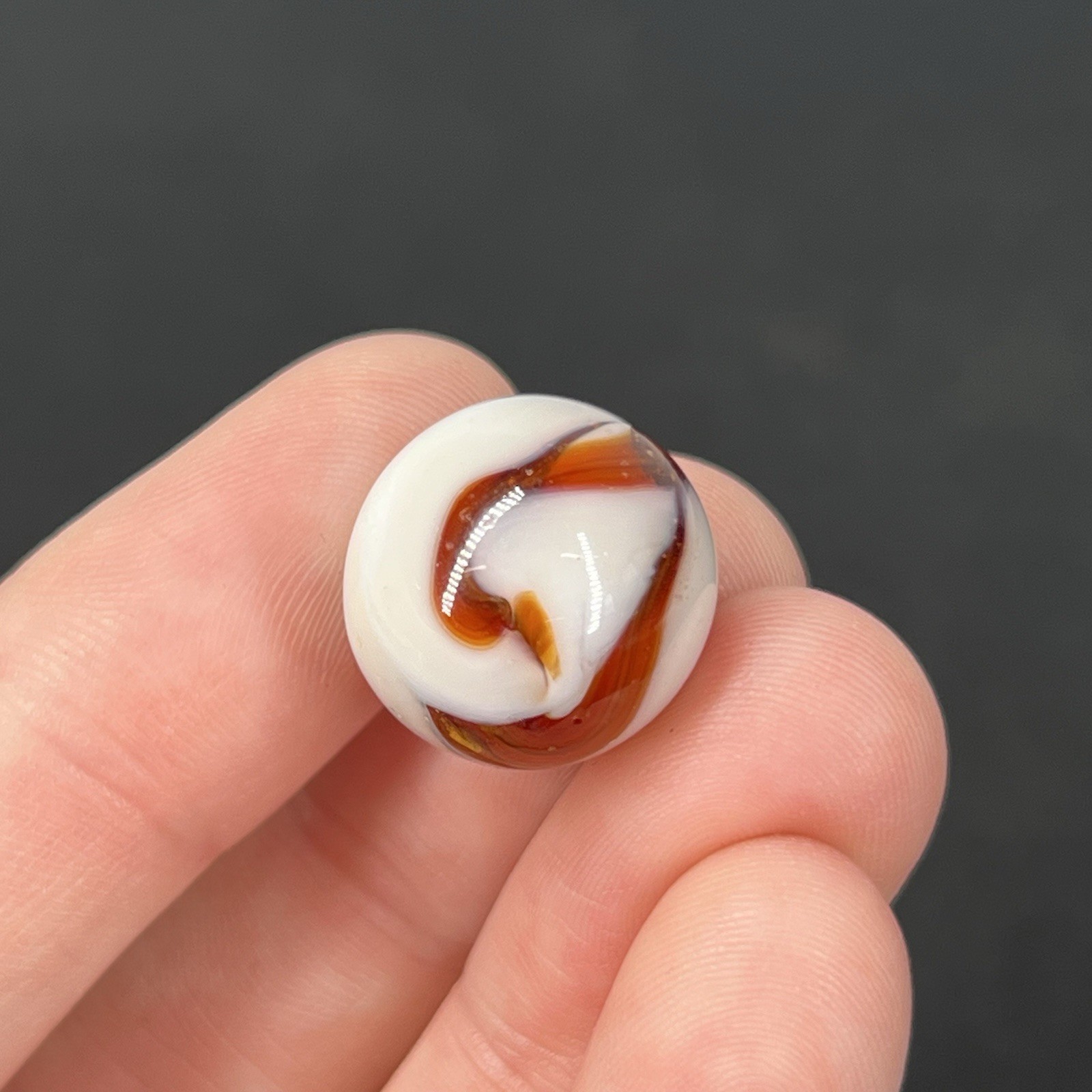 Nice Vtg Glass Marble Christensen Akro Peltier Vitro .6” Dark Amber White