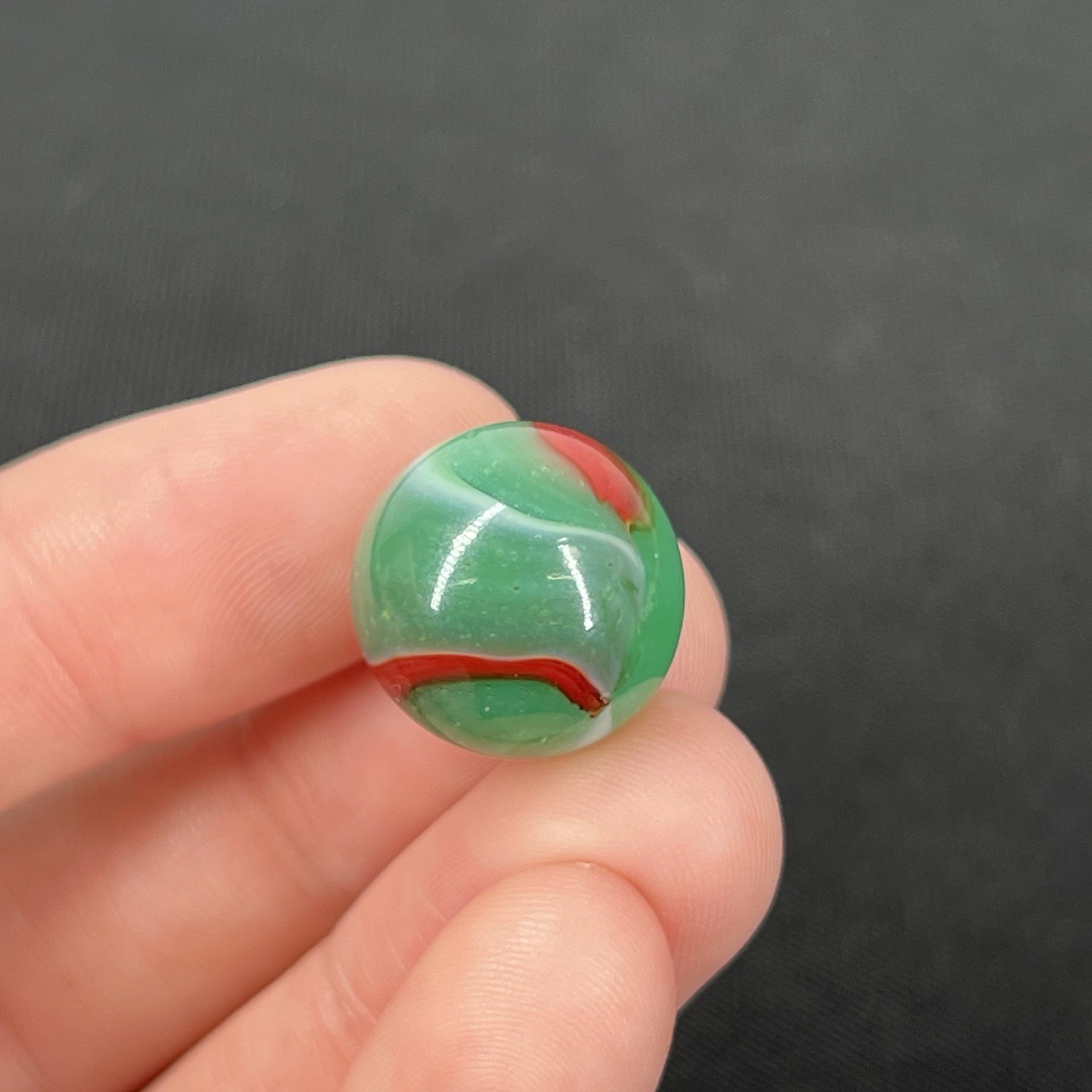Vtg Glass Marble Christensen Akro Peltier Vitro .6” Green Red White