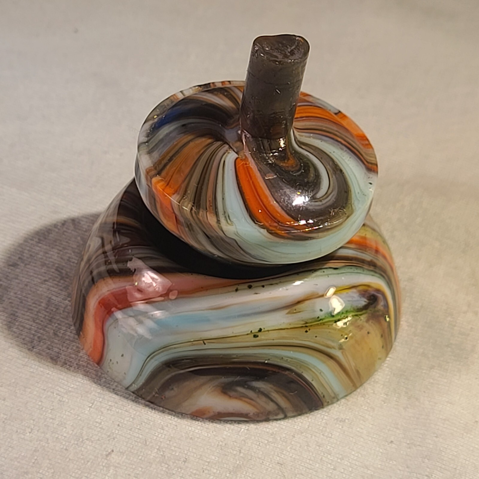 ANDY DAVIS, Glass Art Spinning Top & Base, Tom Jinks Run (?), #259A