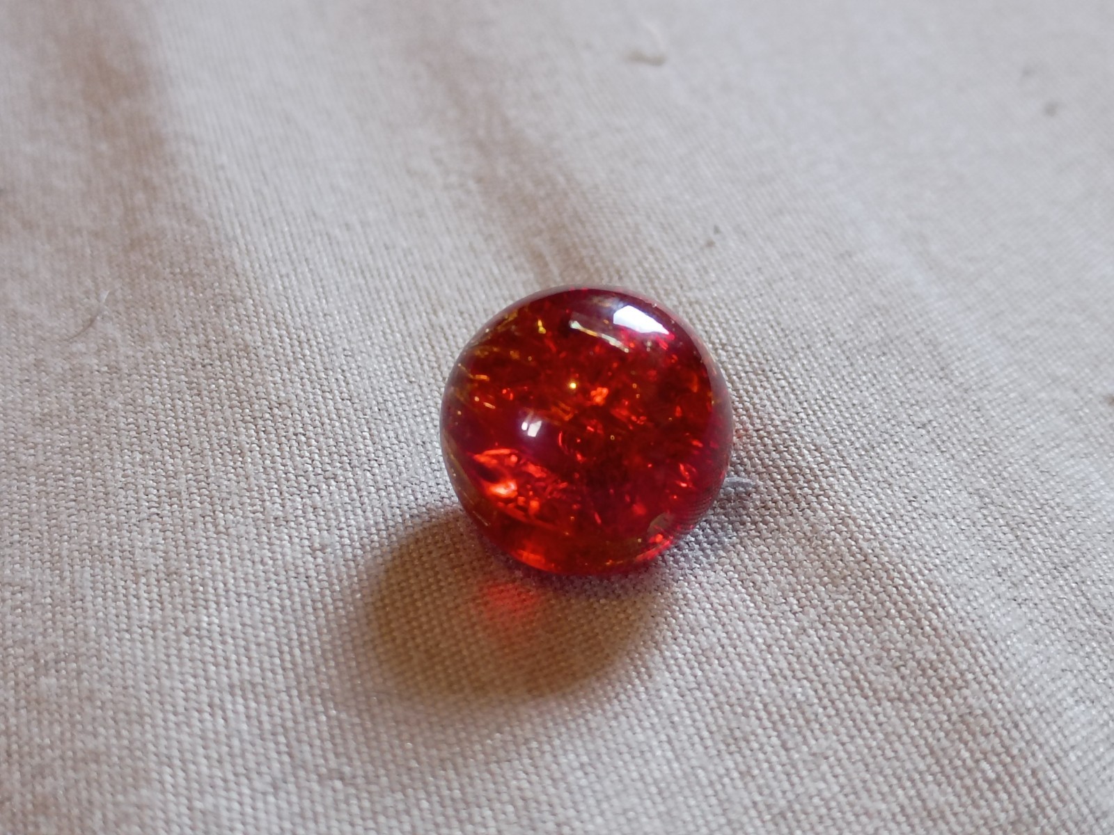 4 Vintage 1/2″ Red Crackle Glass with Cadmium Playing Marbles.
