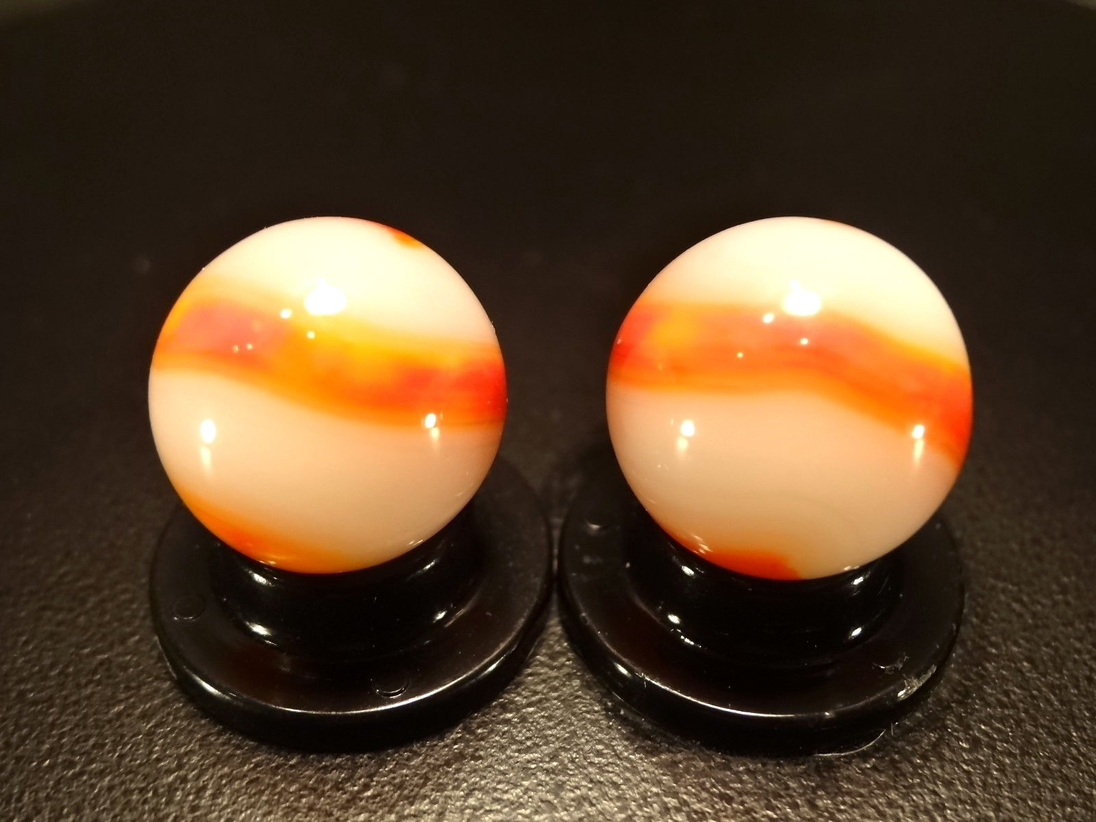 AKRO AGATE 2 Same Run TRI COLOR’S on OPAL Glass Pristine Wet Mint