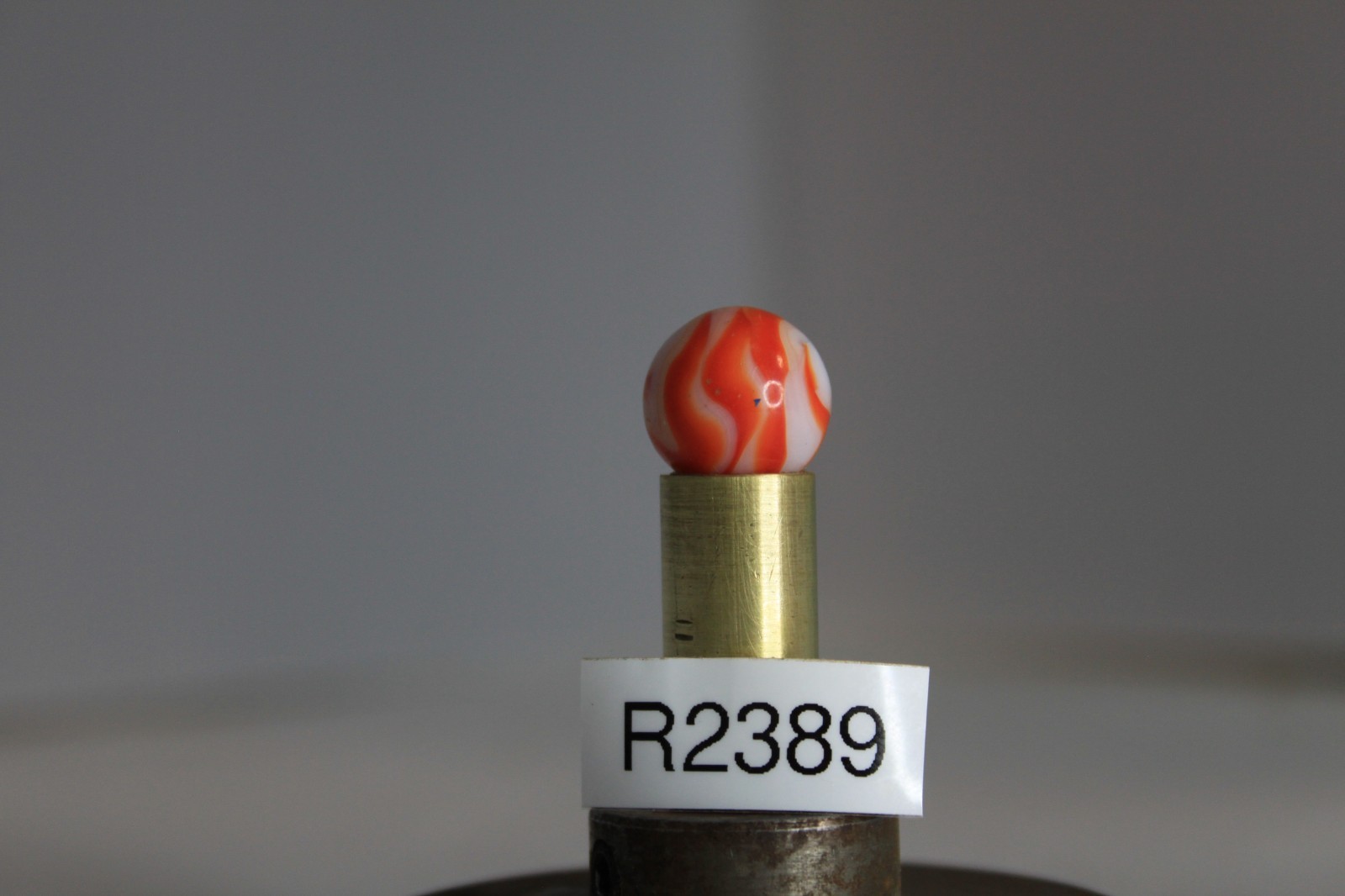 PELTIER GLASS MARBLE RED FLAME SPIRAL ZEBRA OPAQUE WHITE 5/8″ VINTAGE TARGET