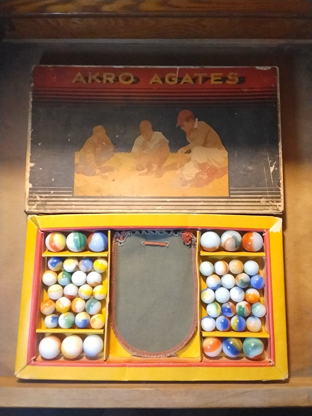Original Vintage Akro Agate Box #250 With Marbles & Pouch Complete 1930’s Set