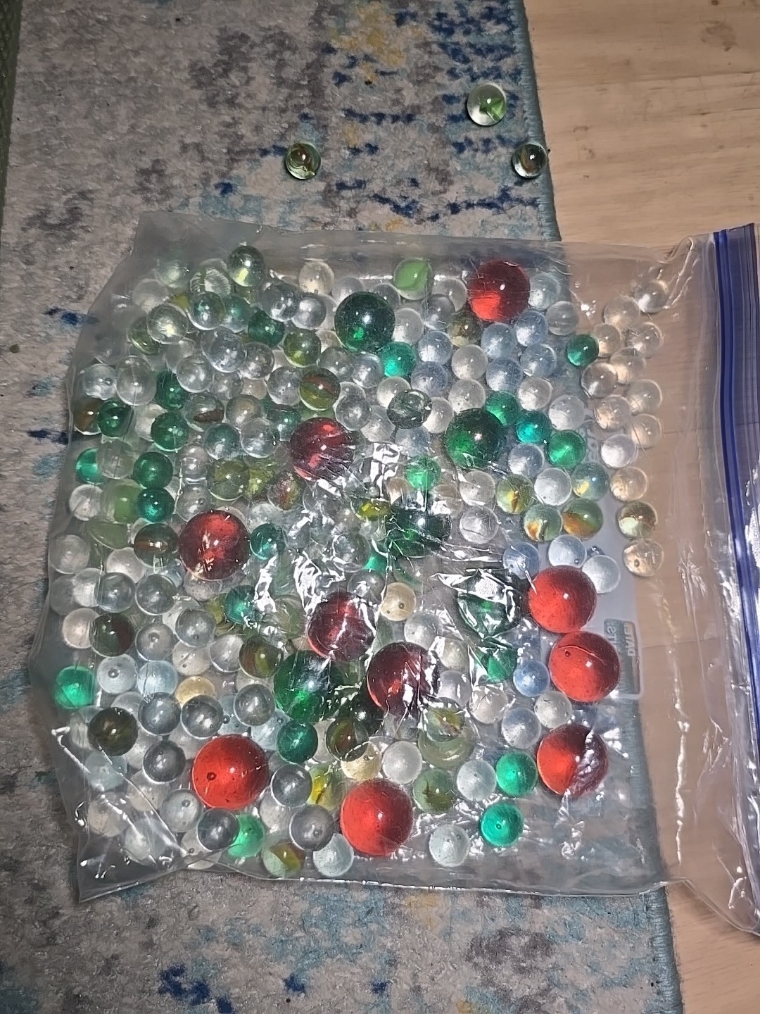 Vintage 2lb 14oz Bag Of Marbles And Flat Glass Stones Large And Small