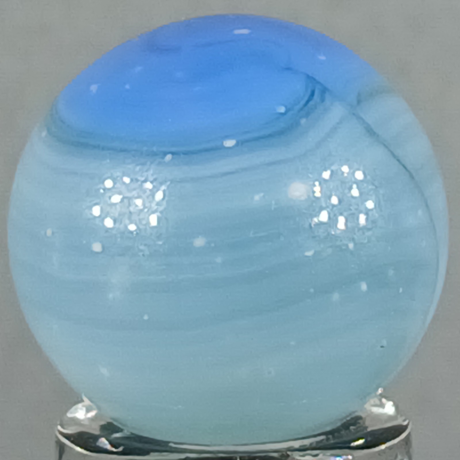 Vintage Vitro Conqueror Marble .61 Near-Mint Condition Combined Shipping