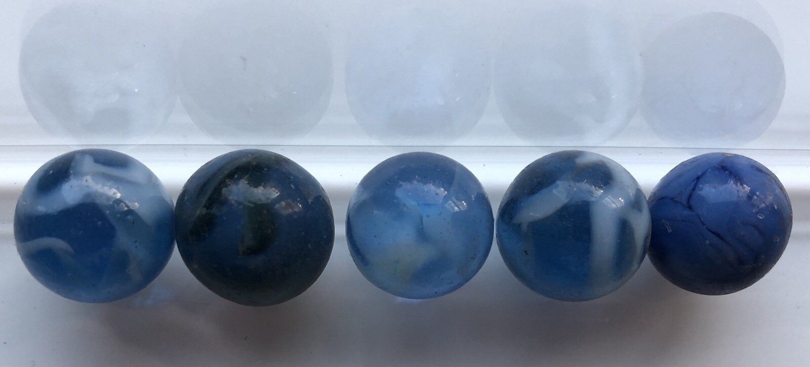 Lot Of 5 Vintage Marbles Blue White Swirls Transparent Translucent