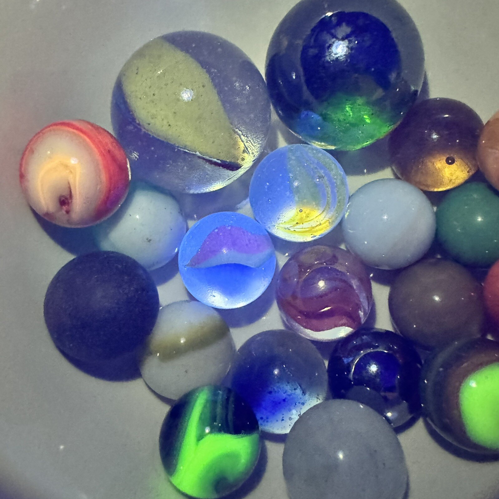 Vintage Marble Lot Of MARBLES UV Reactive Cadmium Uranium Lot #87