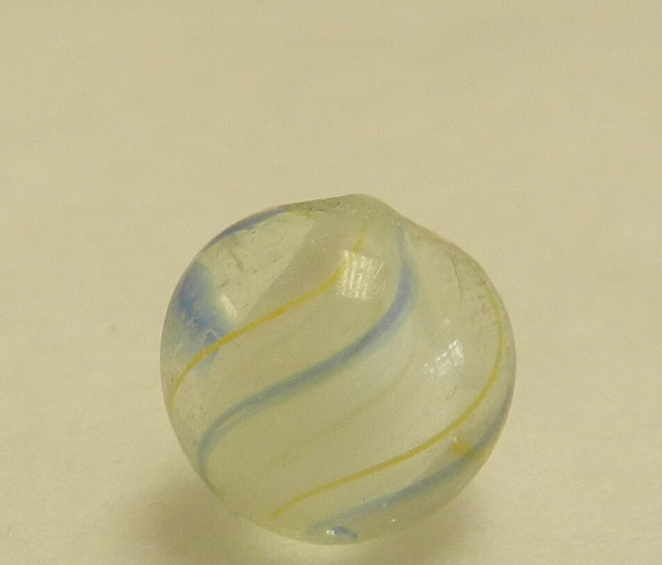 #16696m .47 Inches Peewee Vintage German Handmade White Solid Core Swirl Marble