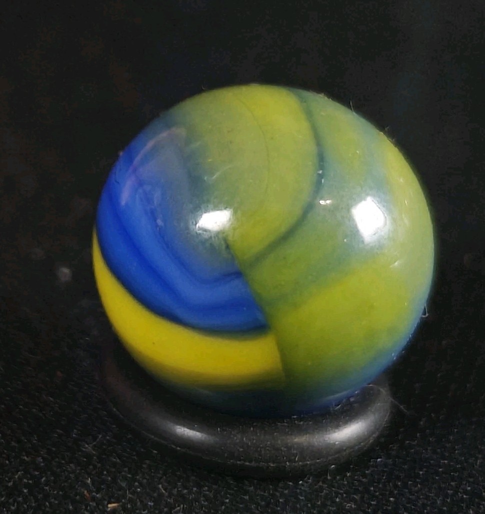 Vintage Marble – Marble King .56″ Cub Scout Boy Scout Blue Yellow
